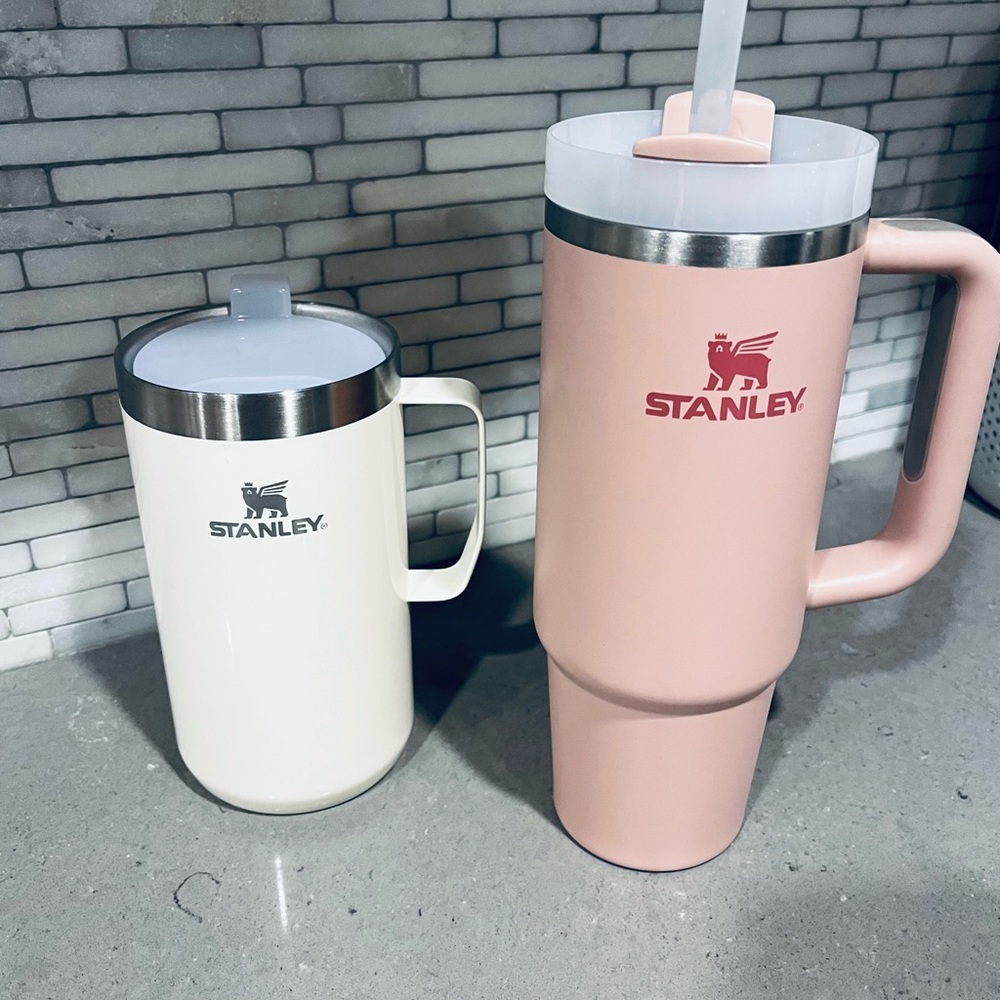 Set Lot Bundle Stanley 30 oz FlowState Dusty Pink and 24 oz Cream Gloss Tumblers